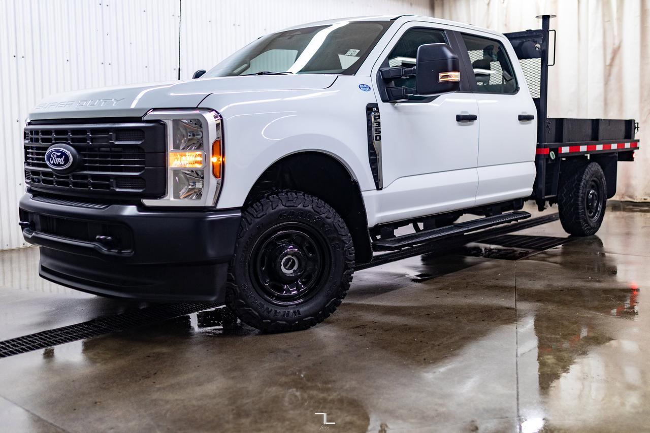 2024 Ford F-350 4x4 Crew Cab XL Deck BCam Red Deer AB