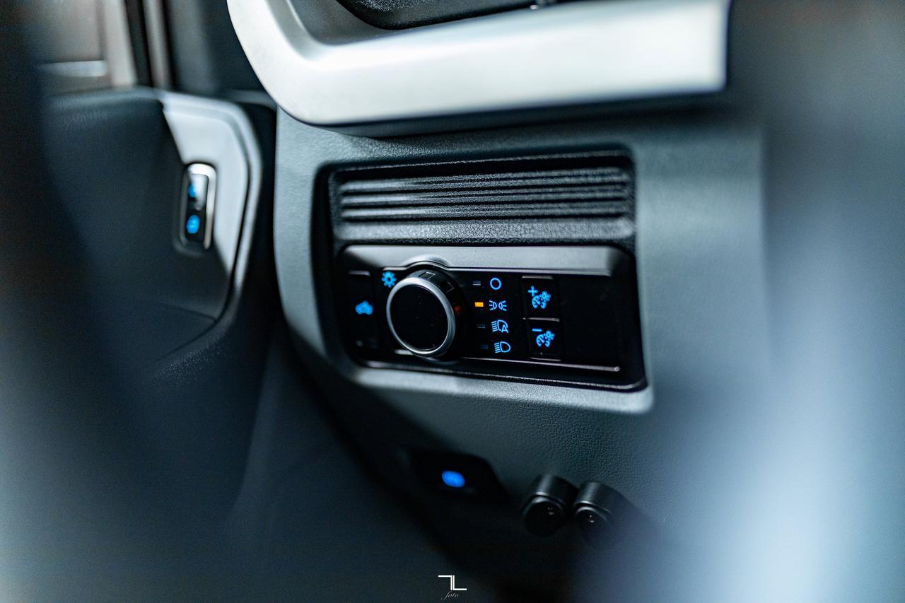 2024 Ford F-350 4x4 Crew Cab XL Deck BCam Red Deer AB