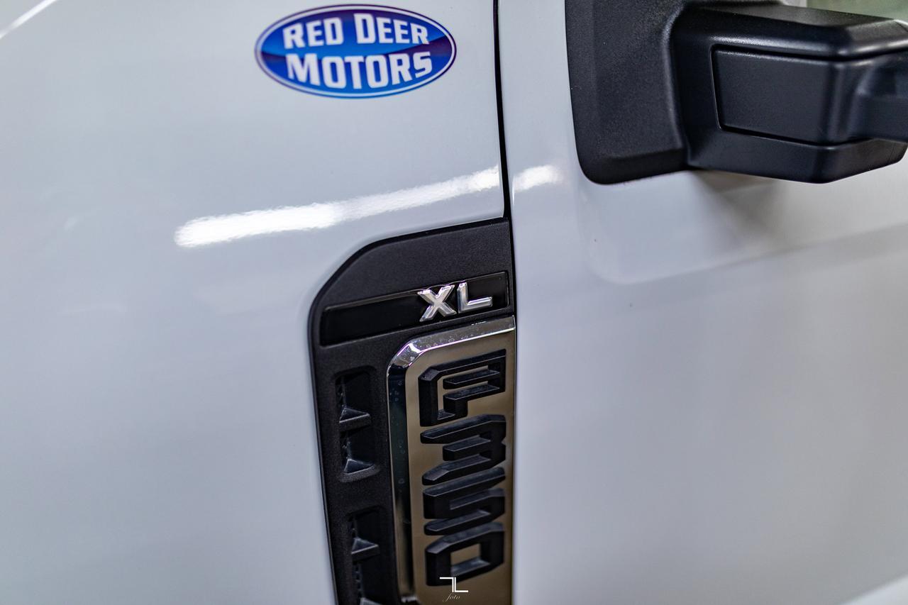 2024 Ford F-350 4x4 Crew Cab XL Deck BCam Red Deer AB