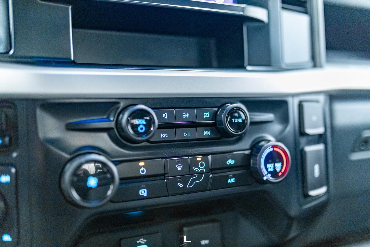 2024 Ford F-350 4x4 Crew Cab XL Deck BCam Red Deer AB