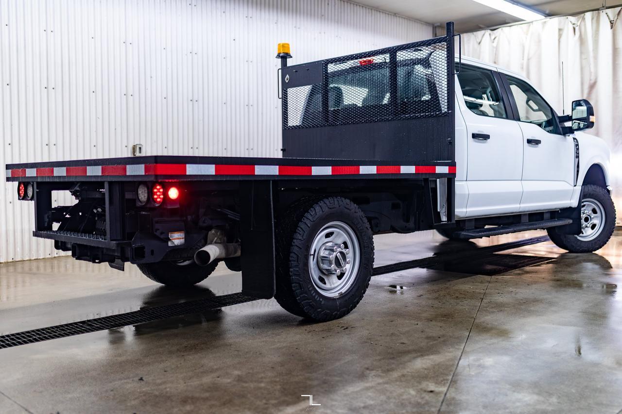 2024 Ford F-350 4x4 Crew Cab XL Deck BCam Red Deer AB