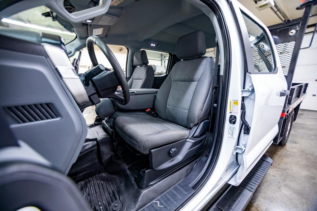 2024 Ford F-350 4x4 Crew Cab XL Deck Red Deer AB