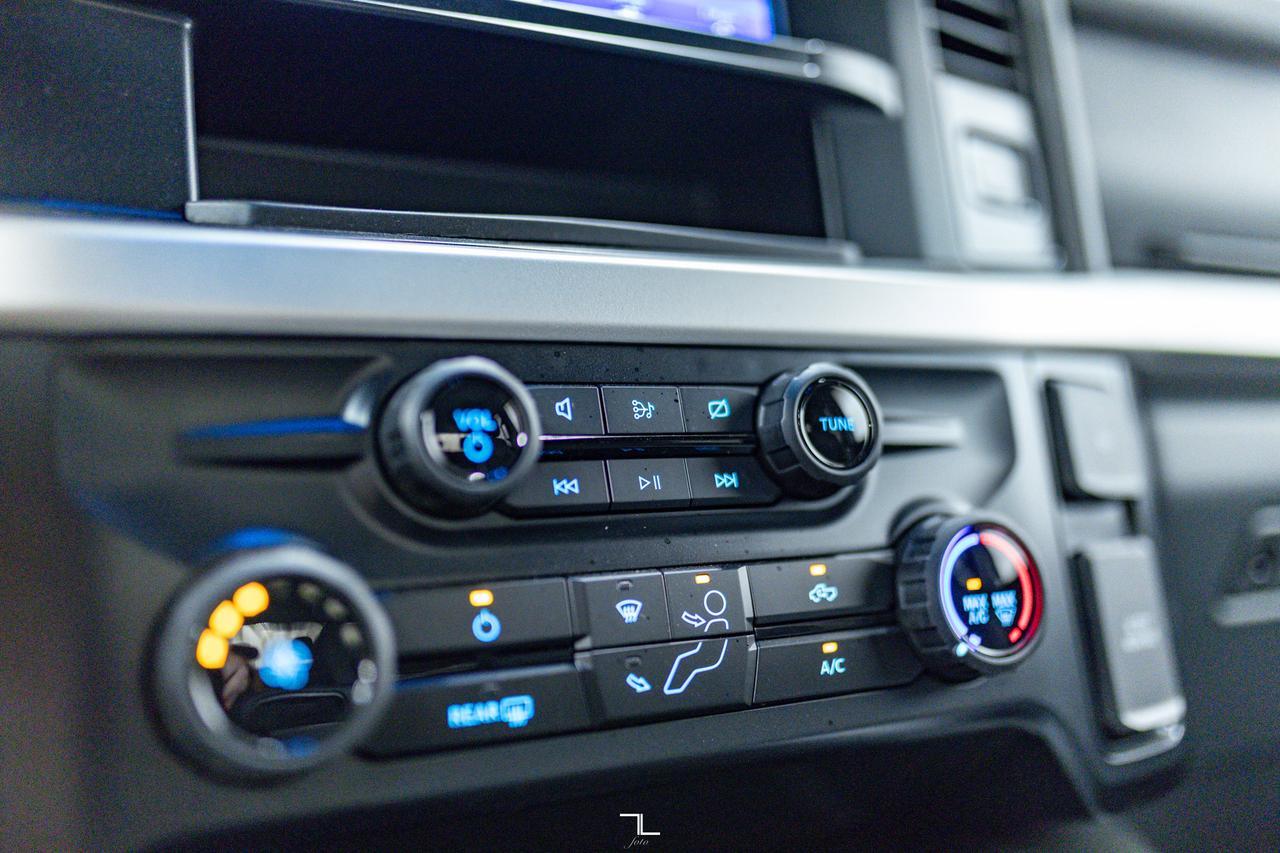 2024 Ford F-350 4x4 Crew Cab XLT FX4 Dually Diesel PSeat BCam Red Deer AB