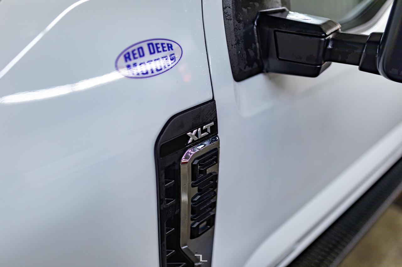 2024 Ford F-350 4x4 Crew Cab XLT FX4 Dually Diesel PSeat BCam Red Deer AB