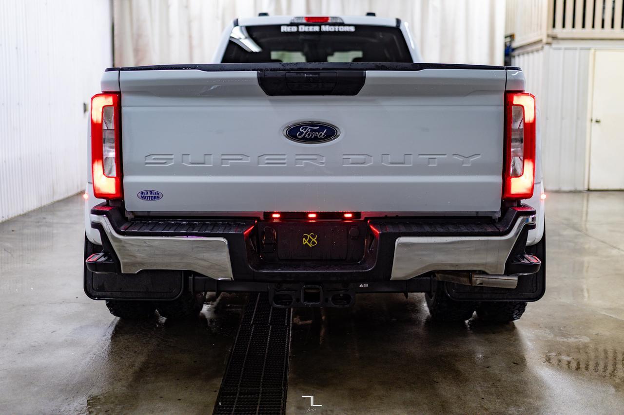 2024 Ford F-350 4x4 Crew Cab XLT FX4 Dually Diesel PSeat BCam Red Deer AB