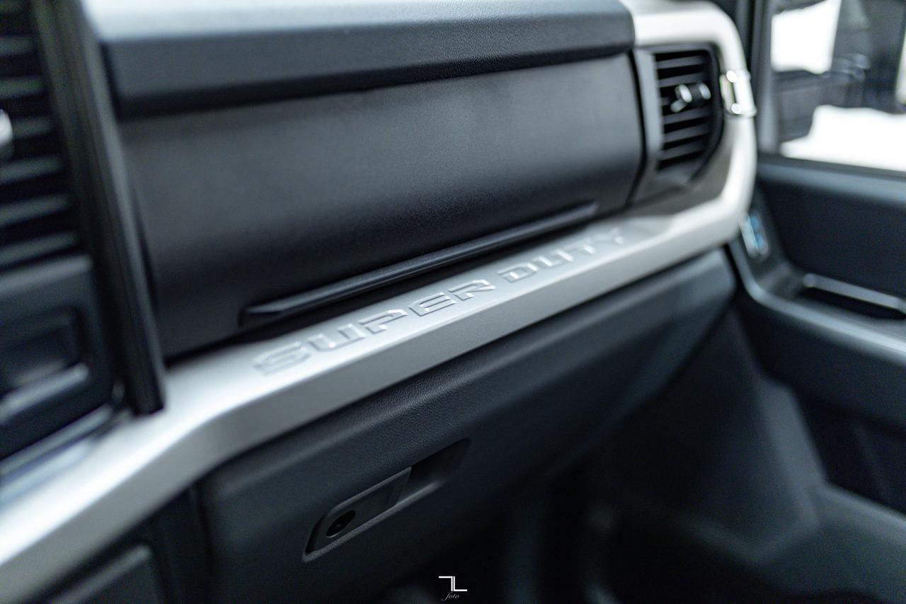 2024 Ford F-350 4x4 Crew Cab XLT FX4 Dually Diesel PSeat BCam Red Deer AB