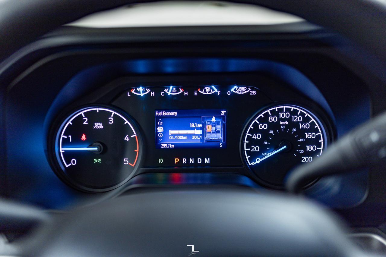 2024 Ford F-350 4x4 Crew Cab XLT FX4 Dually Diesel PSeat BCam Red Deer AB