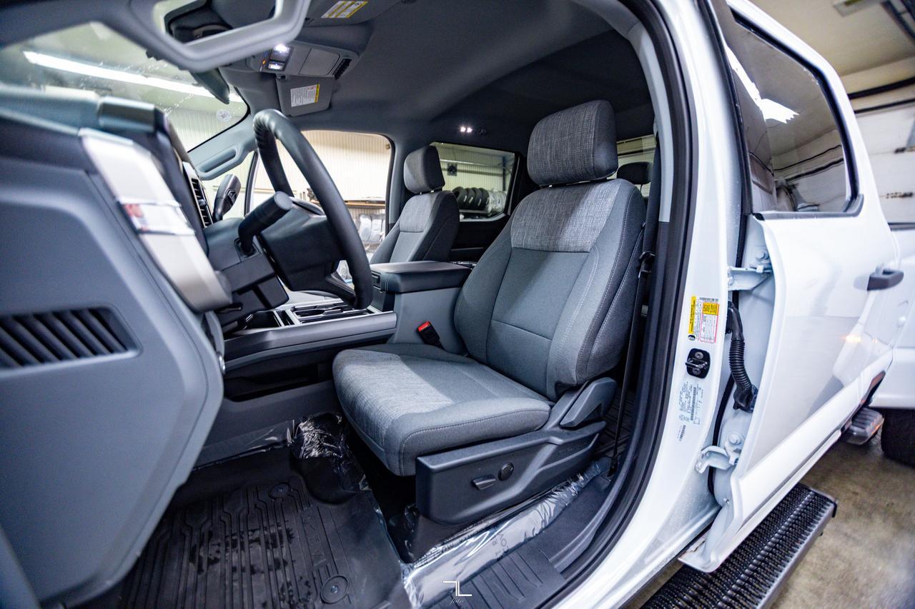 2024 Ford F-350 4x4 Crew Cab XLT FX4 Dually Diesel PSeat BCam Red Deer AB