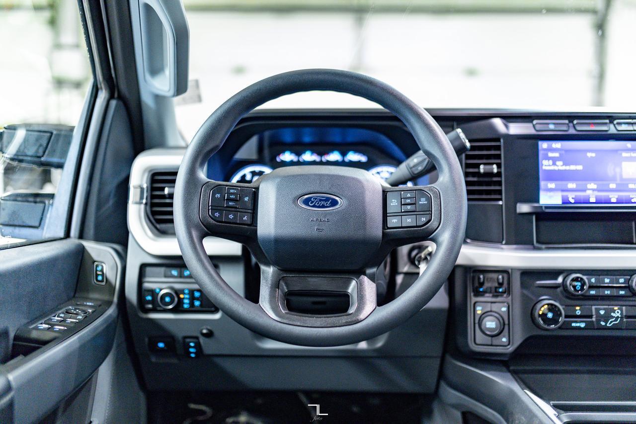 2024 Ford F-350 4x4 Crew Cab XLT FX4 Dually Diesel PSeat BCam Red Deer AB