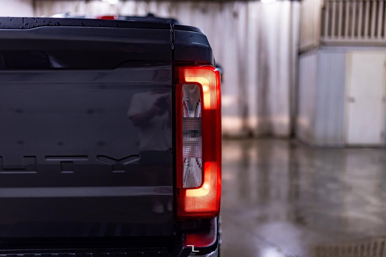 2024 Ford F-350 4x4 Crew Cab XLT FX4 Longbox PSeat BCam Red Deer AB