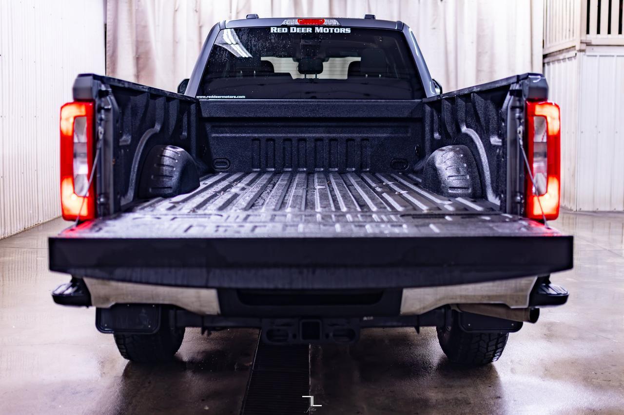 2024 Ford F-350 4x4 Crew Cab XLT FX4 Longbox PSeat BCam Red Deer AB