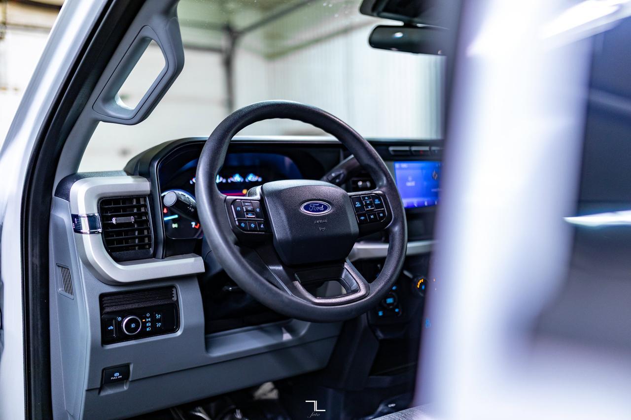 2024 Ford F-350 4x4 Crew Cab XLT FX4 PSeat BCam Red Deer AB