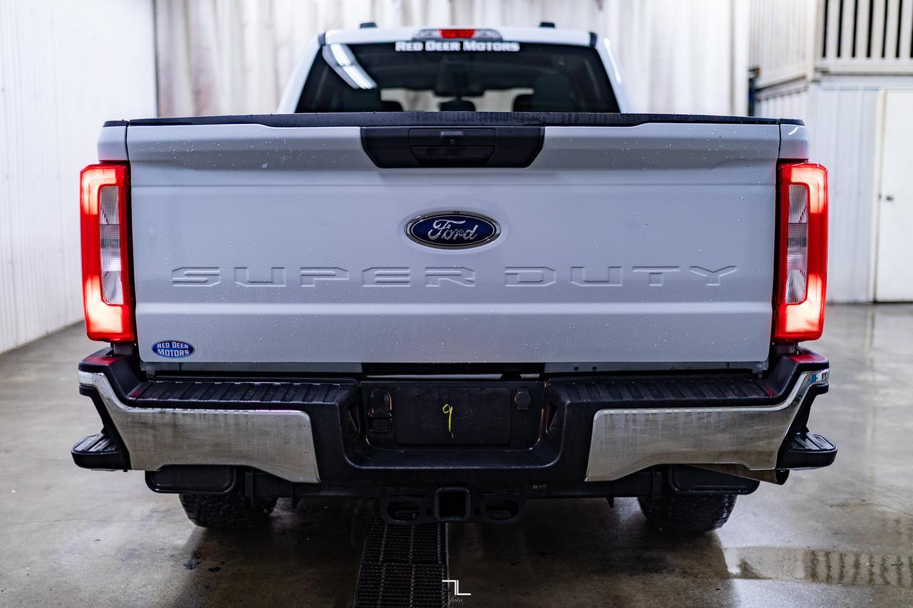 2024 Ford F-350 4x4 Crew Cab XLT FX4 PSeat BCam Red Deer AB