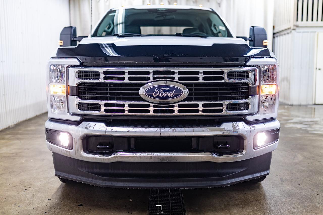 2024 Ford F-350 4x4 Crew Cab XLT FX4 PSeat BCam Red Deer AB