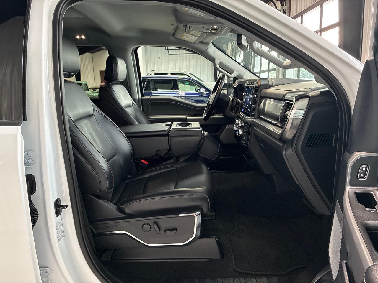 2024 Ford F-350 Lariat, Diesel, 4x4, Dually Houston TX
