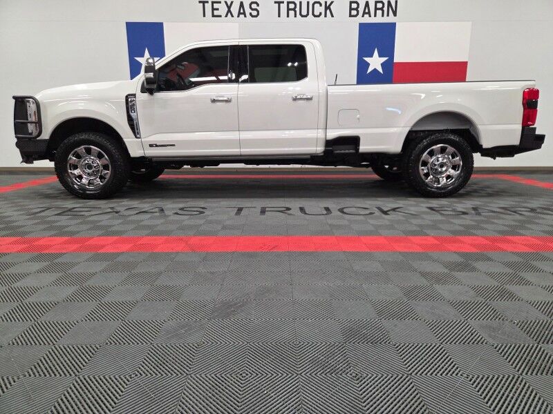 2024 Ford F-350 Lariat Ultimate 6.7L Diesel FX4 Chrome Pkg Sunroof NEW 35in Tires FREE