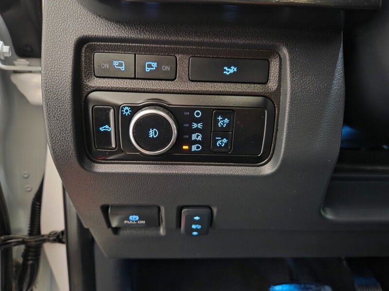 2024 Ford F-350 Lariat Ultimate 6.7L Diesel FX4 Chrome Pkg Sunroof NEW 35in Tires FREE Arlington TX