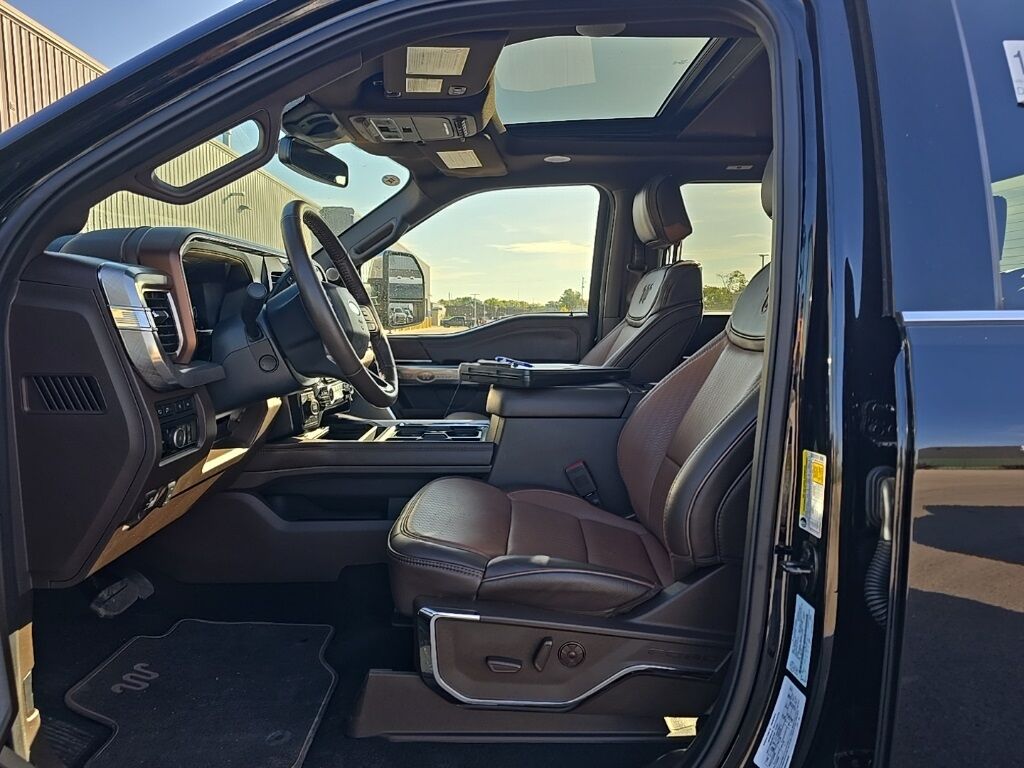 2024 Ford F-350 Super Duty 4x4 Crew Cab King Ranch SRW Fond du Lac WI
