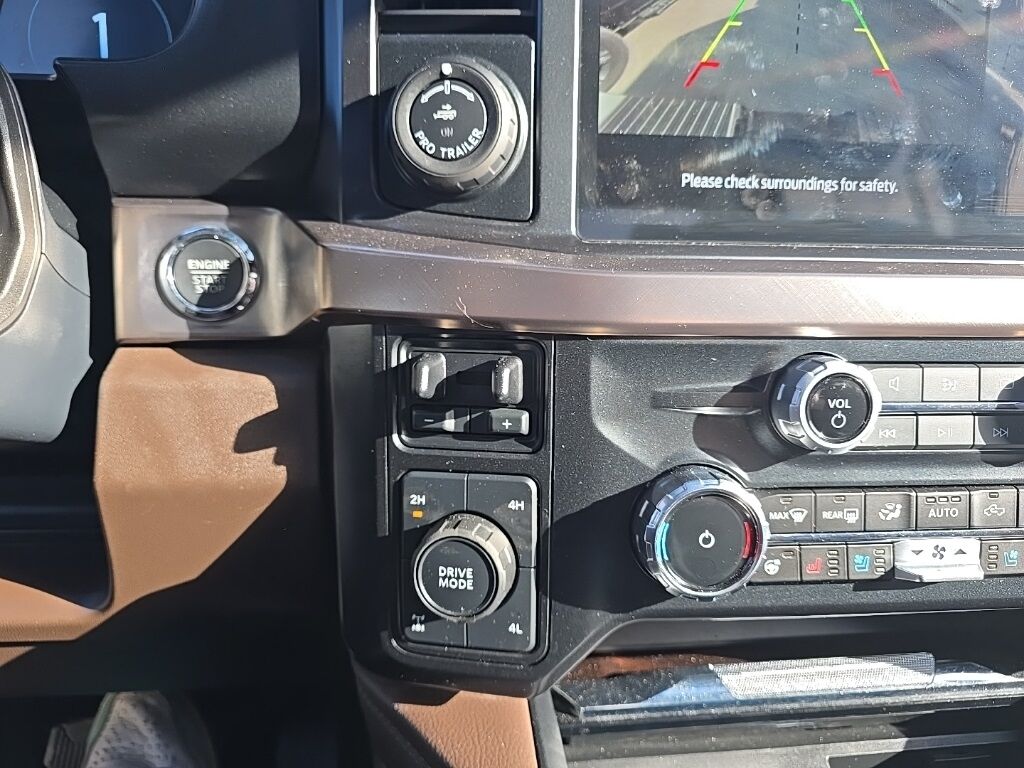 2024 Ford F-350 Super Duty 4x4 Crew Cab King Ranch SRW Fond du Lac WI