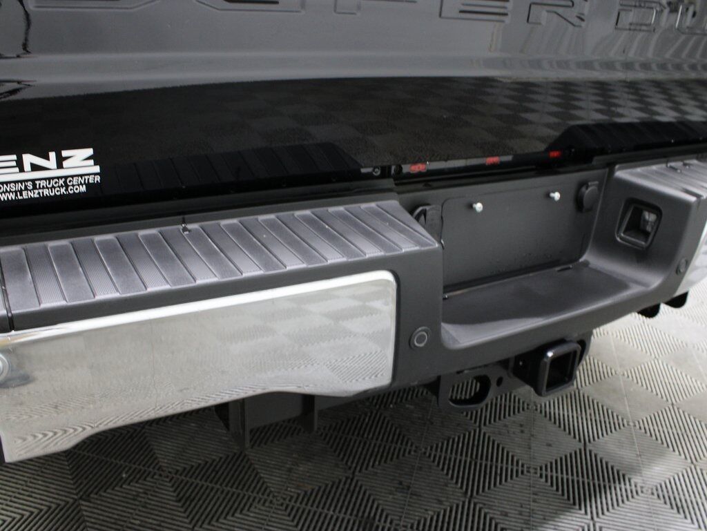 2024 Ford F-350 Super Duty 4x4 Crew Cab Lariat DRW Fond du Lac WI