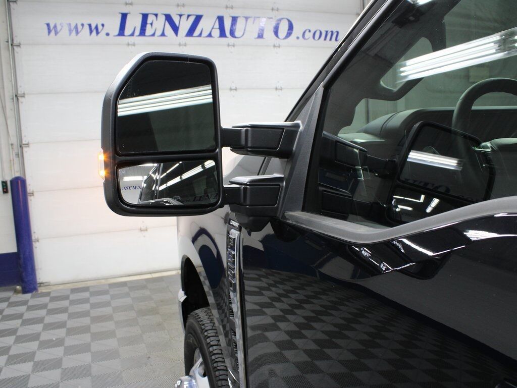 2024 Ford F-350 Super Duty 4x4 Crew Cab Lariat DRW Fond du Lac WI