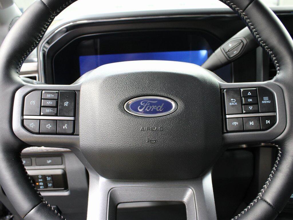 2024 Ford F-350 Super Duty 4x4 Crew Cab Lariat DRW Fond du Lac WI