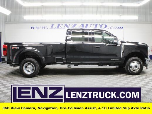 2024_Ford_F-350 Super Duty_4x4 Crew Cab Lariat DRW_ Fond du Lac WI