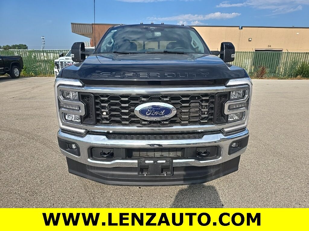 2024 Ford F-350 Super Duty 4x4 Crew Cab Lariat DRW Fond du Lac WI