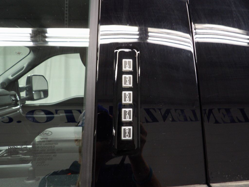 2024 Ford F-350 Super Duty 4x4 Crew Cab Lariat DRW Fond du Lac WI