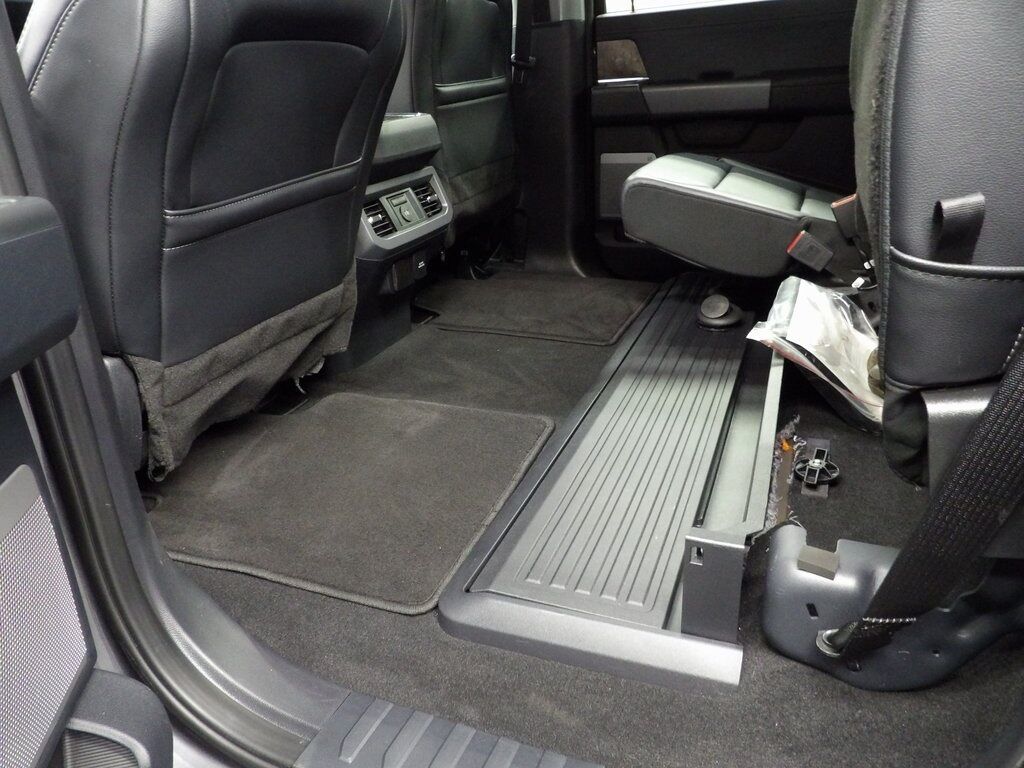 2024 Ford F-350 Super Duty 4x4 Crew Cab Lariat DRW Fond du Lac WI