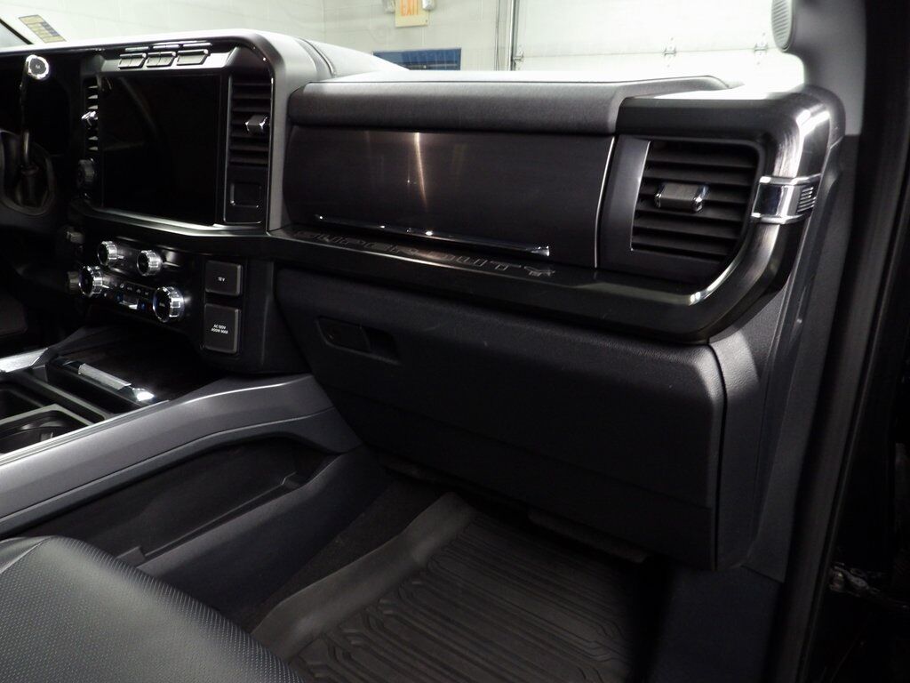 2024 Ford F-350 Super Duty 4x4 Crew Cab Lariat SRW Fond du Lac WI