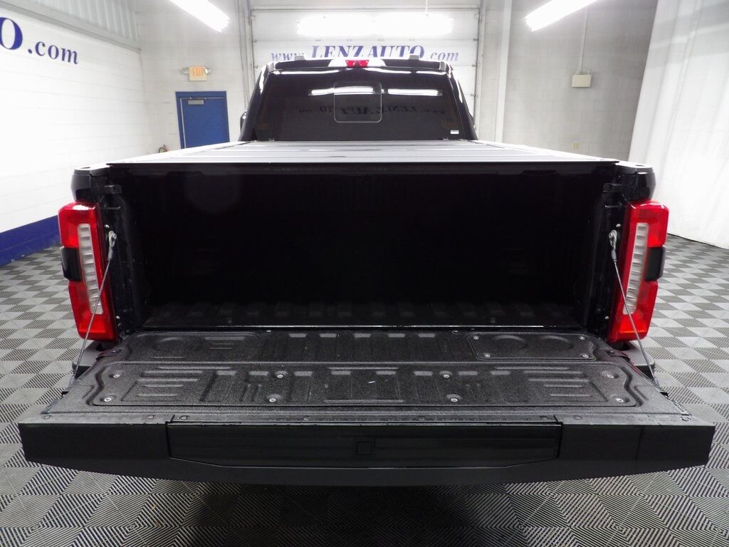 2024 Ford F-350 Super Duty 4x4 Crew Cab Lariat SRW Fond du Lac WI