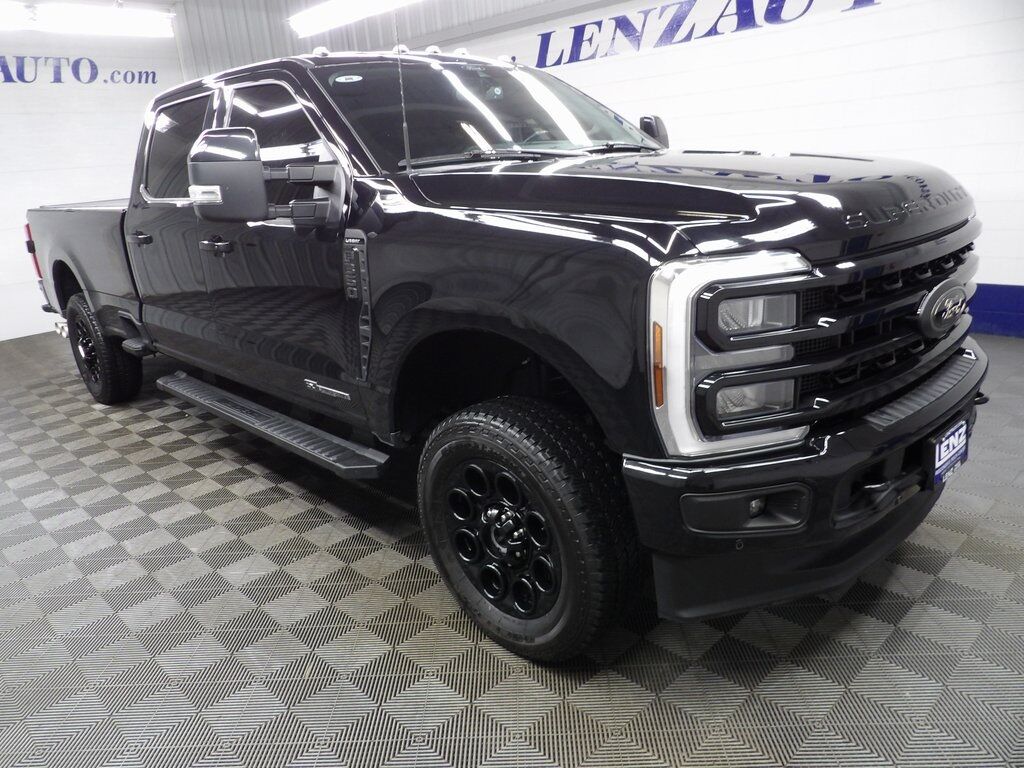 2024 Ford F-350 Super Duty 4x4 Crew Cab Lariat SRW Fond du Lac WI