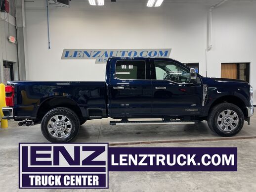 2024_Ford_F-350 Super Duty_4x4 Crew Cab Lariat SRW_ Fond du Lac WI