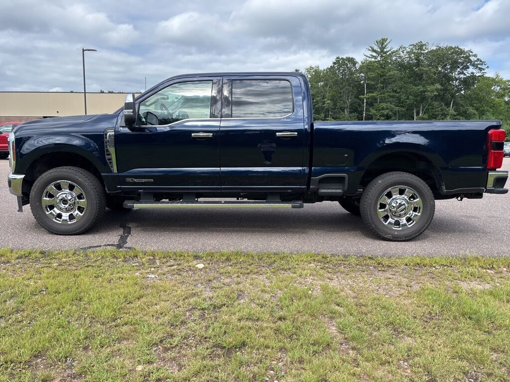 2024 Ford F-350 Super Duty 4x4 Crew Cab Lariat SRW Minocqua WI