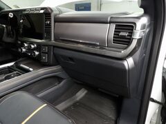 2024 Ford F-350 Super Duty 4x4 Crew Cab Platinum SRW Fond du Lac WI