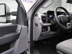 2024 Ford F-350 Super Duty 4x4 Crew Cab XLT SRW Fond du Lac WI