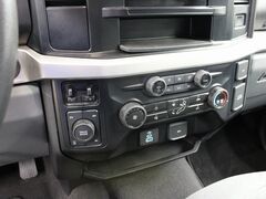 2024 Ford F-350 Super Duty 4x4 Crew Cab XLT SRW Fond du Lac WI