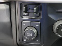 2024 Ford F-350 Super Duty 4x4 Crew Cab XLT SRW Fond du Lac WI