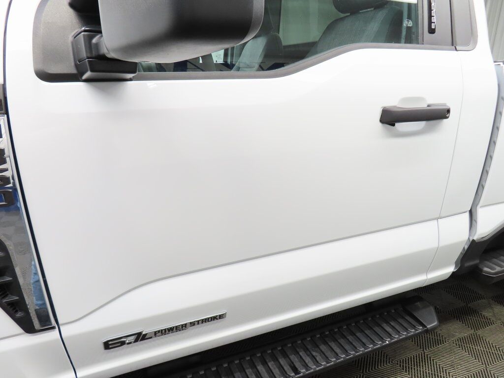 2024 Ford F-350 Super Duty 4x4 Regular Cab XLT SRW Fond du Lac WI