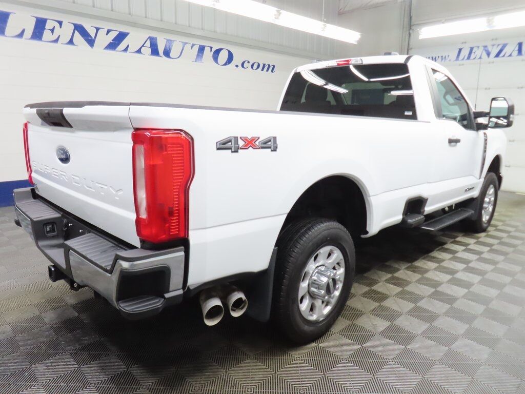 2024 Ford F-350 Super Duty 4x4 Regular Cab XLT SRW Fond du Lac WI