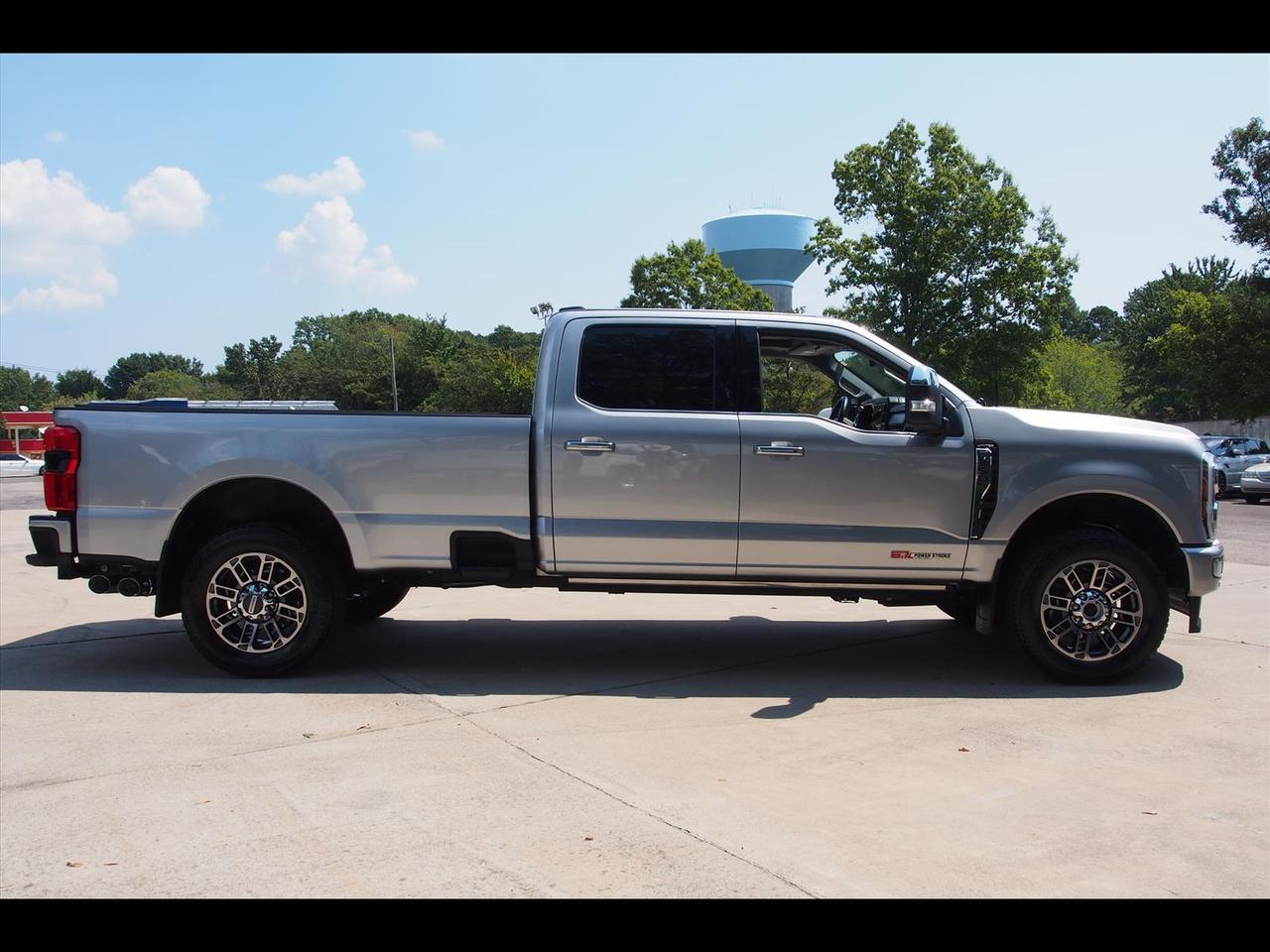 2024 Ford F-350 Super Duty Platinum