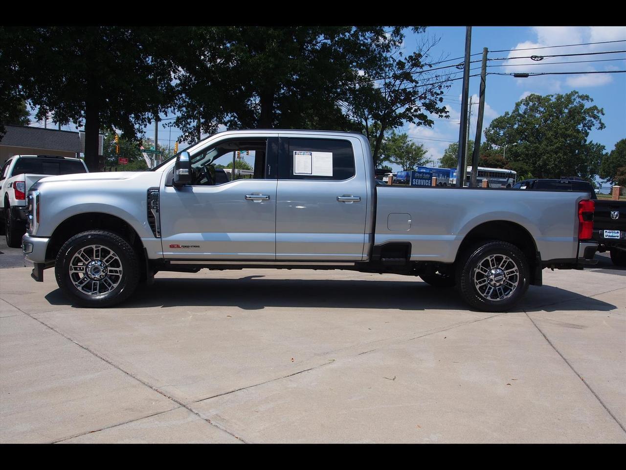 2024 Ford F-350 Super Duty Platinum