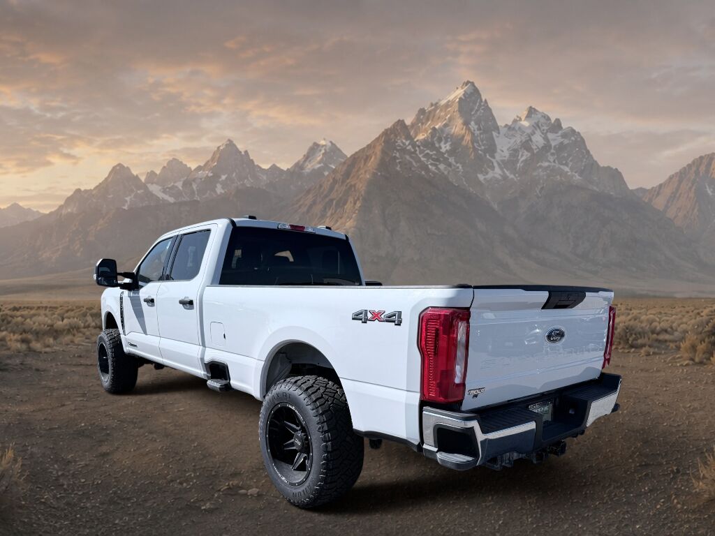 2024 Ford F-350 XLT