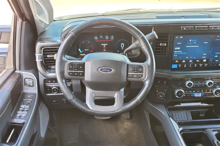 2024 Ford F-350SD Lariat  TX