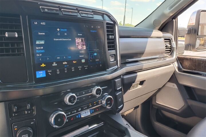 2024 Ford F-350SD Lariat  TX