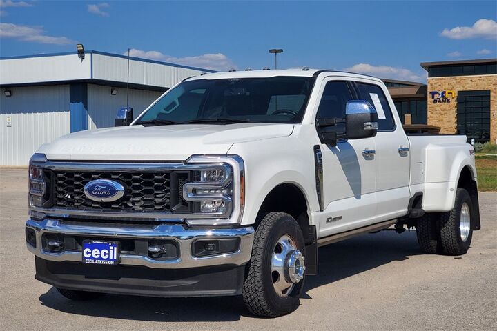 2024 Ford F-350SD Lariat  TX