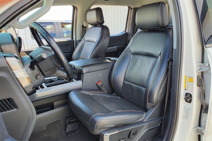 2024 Ford F-350SD Lariat  TX
