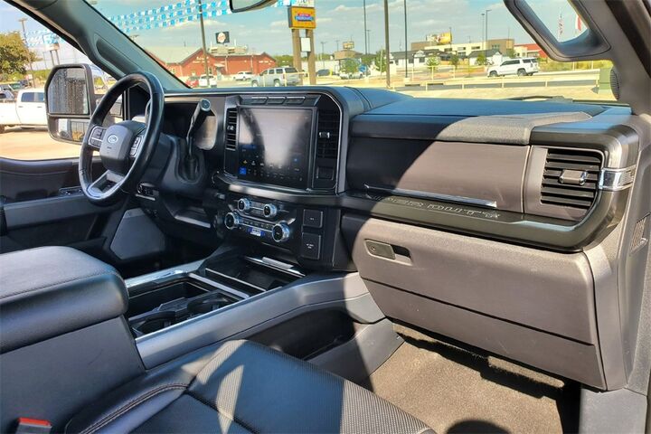 2024 Ford F-350SD Lariat  TX