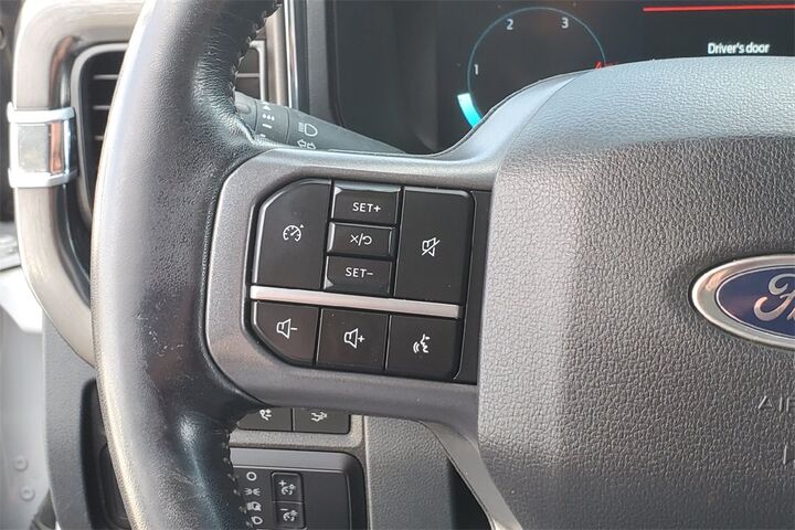 2024 Ford F-350SD Lariat  TX